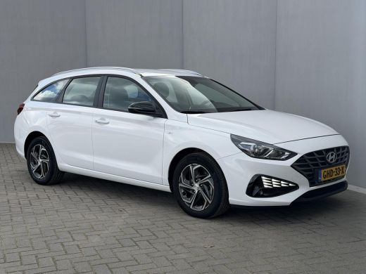 Hyundai i30 1.0 T-GDi MHEV Comfort / Facelift / NL'se Auto / Camera / Navigatie via AppleCarplay & Android au... ActivLease financial lease
