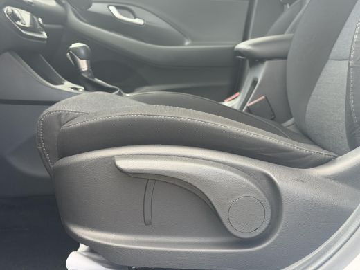 Hyundai i30 1.0 T-GDi MHEV Comfort / Facelift / NL'se Auto / Camera / Navigatie via AppleCarplay & Android au... ActivLease financial lease