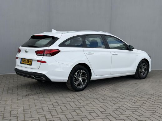 Hyundai i30 1.0 T-GDi MHEV Comfort / Facelift / NL'se Auto / Camera / Navigatie via AppleCarplay & Android au... ActivLease financial lease