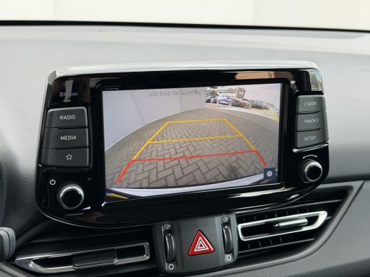 Hyundai i30 1.0 T-GDi MHEV Comfort / Facelift / NL'se Auto / Camera / Navigatie via AppleCarplay & Android au... ActivLease financial lease