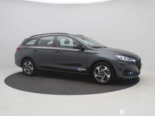 Hyundai i30 1.0 T-GDi MHEV Comfort / Navigatie + Android Auto/Apple Carplay / DAB / Climate Control / Cruise ... ActivLease financial lease
