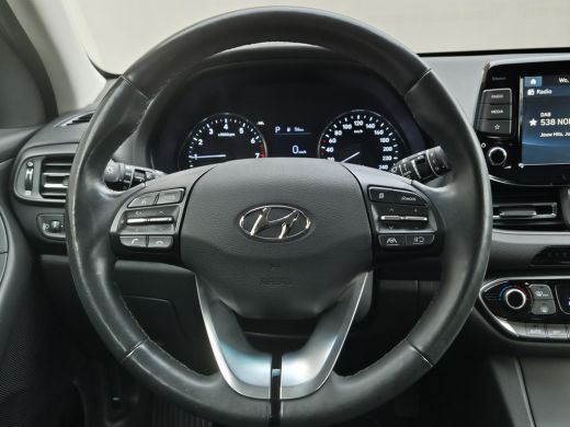 Hyundai i30 1.0 T-GDi MHEV Comfort Smart / Navigatie via Apple Carplay of Android Auto / Stuur en Stoel verwa... ActivLease financial lease