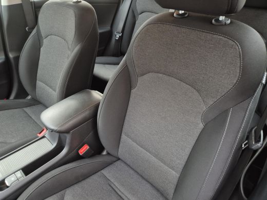 Hyundai i30 1.0 T-GDi MHEV Comfort Smart / Navigatie via Apple Carplay of Android Auto / Stuur en Stoel verwa... ActivLease financial lease