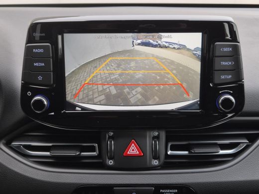 Hyundai i30 1.0 T-GDi MHEV Comfort Smart / Navigatie via Apple Carplay of Android Auto / Stuur en Stoel verwa... ActivLease financial lease