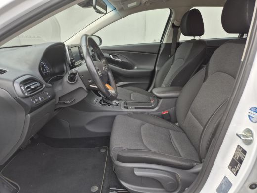 Hyundai i30 1.0 T-GDi MHEV Comfort Smart / Navigatie via Apple Carplay of Android Auto / Stuur en Stoel verwa... ActivLease financial lease