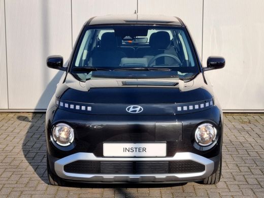 Hyundai Inster E-Motion 42 kWh / Snel Leverbaar / Rijklaarprijs /  Navigatie / Apple Carplay & Android Auto / 5 ... ActivLease financial lease