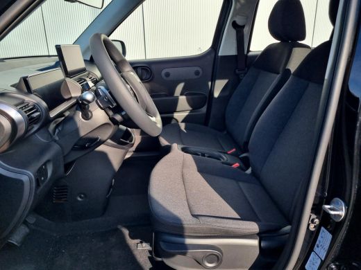 Hyundai Inster E-Motion 42 kWh / Snel Leverbaar / Rijklaarprijs /  Navigatie / Apple Carplay & Android Auto / 5 ... ActivLease financial lease