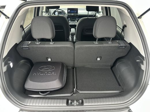 Hyundai Inster Evolve 49 kWh /  Cruise control Adaptief / Apple Carplay & Android Auto / Navigatie / Parkeersens... ActivLease financial lease
