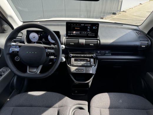 Hyundai Inster Evolve 49 kWh / Snel Leverbaar / Adaptive Cruise / Keyless / Navigatie / ActivLease financial lease