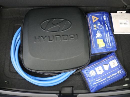 Hyundai Inster Evolve 49 kWh / Navigatie / Adaptieve Cruise Control / NL Auto / Fabrieksgarantie / Keyless Entry... ActivLease financial lease