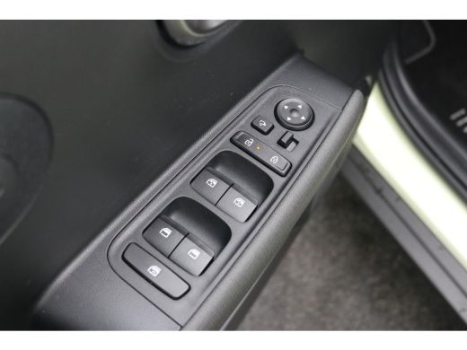 Hyundai Inster Evolve 49 kWh / Navigatie / Adaptieve Cruise Control / NL Auto / Fabrieksgarantie / Keyless Entry... ActivLease financial lease