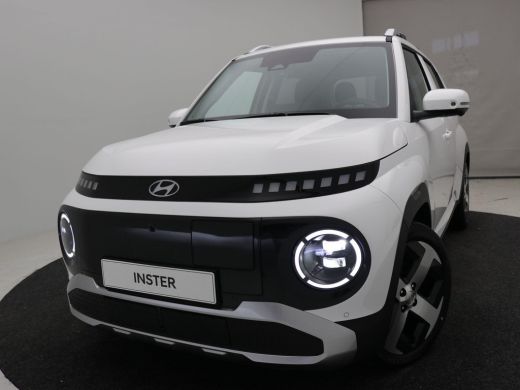Hyundai Inster Evolve Sky 49 kWh / &euro;2000,- Voordeel / Snel Leverbaar / Warmtepomp / Stoel- & Stuurverwarming / C... ActivLease financial lease