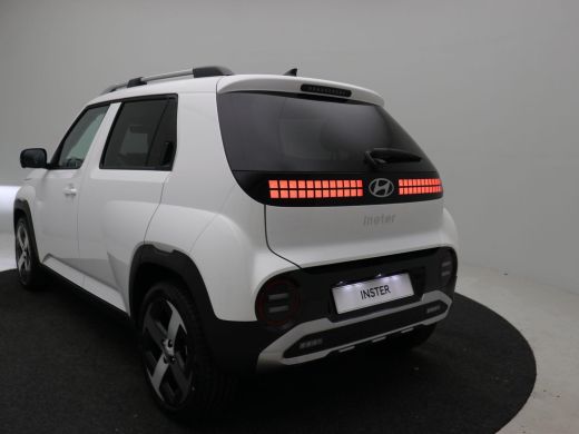 Hyundai Inster Evolve Sky 49 kWh / &euro;2000,- Voordeel / Snel Leverbaar / Warmtepomp / Stoel- & Stuurverwarming / C... ActivLease financial lease