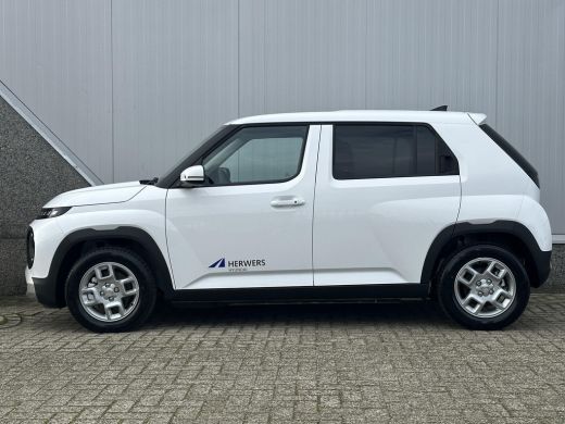 Hyundai Inster Pulse 49 kWh / Navigatie / Achteruitrijcamera / Adaptieve cruise control / verstelbare achterbank... ActivLease financial lease