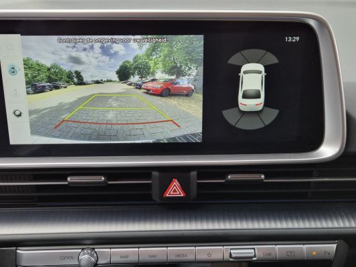 Hyundai IONIQ 6 Connect 53 kWh / SOH 100% / warmtepomp / Dealer onderhouden / Fabrieksgarantie tot 08-2028 / CCS ... ActivLease financial lease