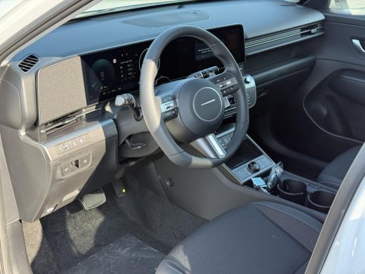 Hyundai Kona 1.6 GDI HEV Comfort Plus / Elektrische Achterklep / Stoel Verwarming V+A / Stuur Verwarming / Key... ActivLease financial lease