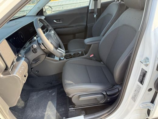 Hyundai Kona 1.6 GDI HEV Comfort Plus / Elektrische Achterklep / Stoel Verwarming V+A / Stuur Verwarming / Key... ActivLease financial lease