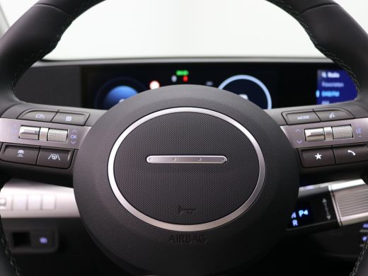 Hyundai Kona 1.6 GDI HEV Comfort Smart / Navigatie / 18" LMV / Adaptieve Cruise Control / Parkeersensoren voor... ActivLease financial lease