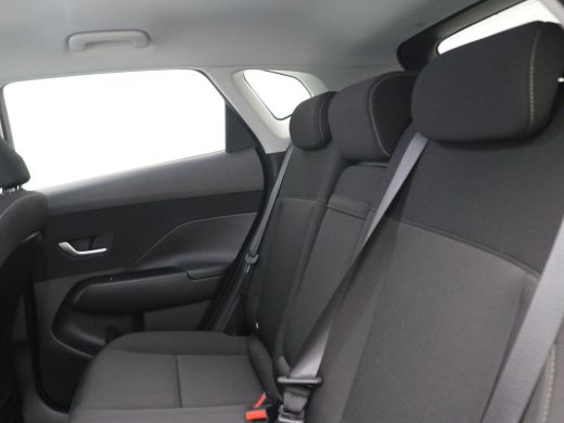 Hyundai Kona 1.6 GDI HEV Comfort Smart / Navigatie / 18" LMV / Adaptieve Cruise Control / Parkeersensoren voor... ActivLease financial lease