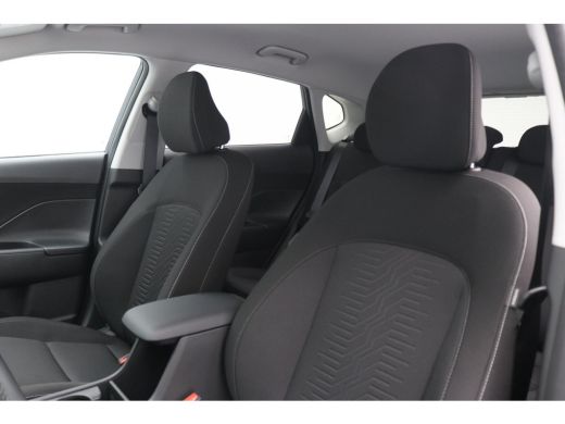 Hyundai Kona 1.6 GDI HEV Comfort Smart / Rijklaarprijs / Direct Leverbaar / Navigatie / 18" LMV / Adaptieve Cr... ActivLease financial lease