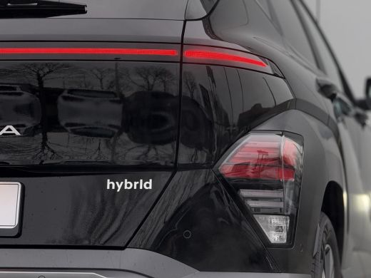 Hyundai Kona 1.6 GDI HEV Premium / Direct Leverbaar / Modeljaar 2026 / Navigatie / 18" LMV / Adaptieve Cruise ... ActivLease financial lease
