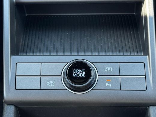 Hyundai Kona Comfort 64.8 kWh / Rijklaarprijs / Direct Leverbaar / Navigatie / 5 Jaar Fabrieks garantie / ActivLease financial lease