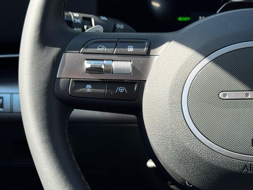 Hyundai Kona Comfort 64.8 kWh / Rijklaarprijs / Direct Leverbaar / Navigatie / 5 Jaar Fabrieks garantie / ActivLease financial lease