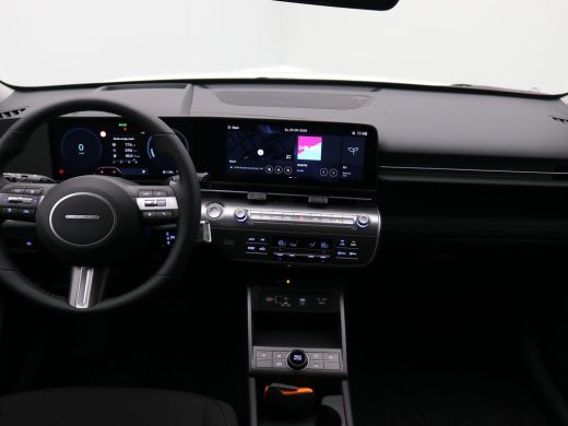 Hyundai Kona Comfort Smart 48.4 kWh / Navigatie / Blind-Spot Collision-Avoidance Assist / Adaptieve Cruise Con... ActivLease financial lease