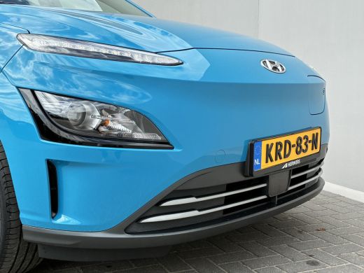 Hyundai Kona Comfort 39 kWh / SOH 100% / Fabrieksgarantie t/m 04-2028 / Dealer Onderhouden / Stoelverwarming /... ActivLease financial lease