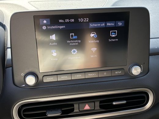 Hyundai Kona Comfort 39 kWh / SOH 100% / Fabrieksgarantie t/m 04-2028 / Dealer Onderhouden / Stoelverwarming /... ActivLease financial lease