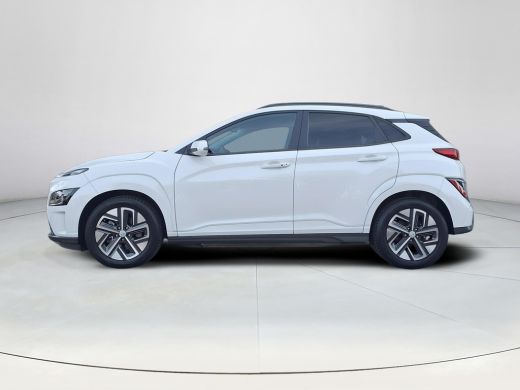 Hyundai Kona EV Fashion 64 kWh | SOH 95,5% | Apple Carplay/Android Auto | Climate control | Stoelverwarming | ... ActivLease financial lease