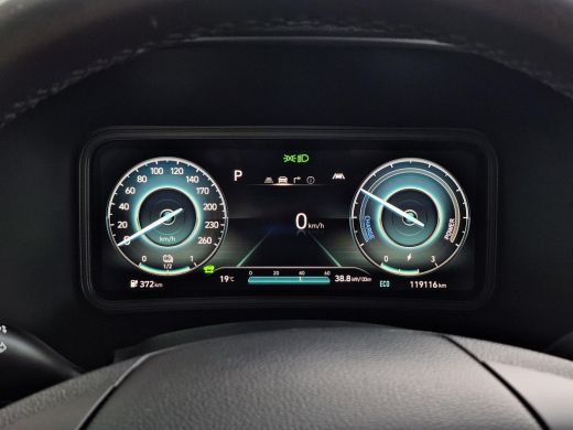 Hyundai Kona EV Fashion 64 kWh | SOH 95,5% | Apple Carplay/Android Auto | Climate control | Stoelverwarming | ... ActivLease financial lease