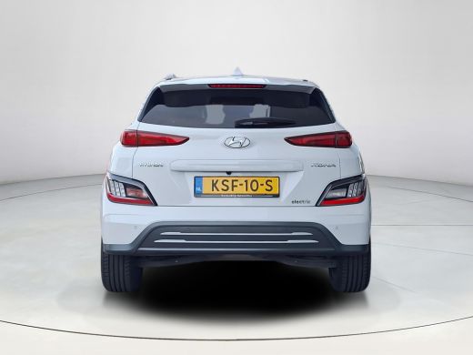 Hyundai Kona EV Fashion 64 kWh | SOH 95,5% | Apple Carplay/Android Auto | Climate control | Stoelverwarming | ... ActivLease financial lease
