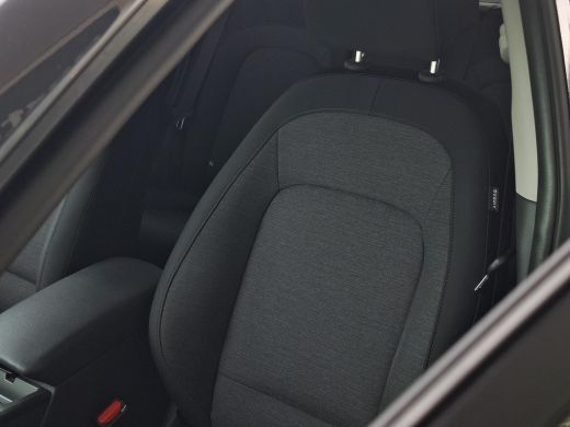 Hyundai Kona EV Fashion 64 kWh | SOH 96,4% | Apple Carplay/Android Auto | Climate control | Stoelverwarming | ... ActivLease financial lease