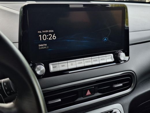 Hyundai Kona EV Fashion 64 kWh | SOH 96,4% | Apple Carplay/Android Auto | Climate control | Stoelverwarming | ... ActivLease financial lease