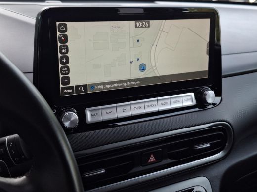 Hyundai Kona EV Fashion 64 kWh | SOH 96,4% | Apple Carplay/Android Auto | Climate control | Stoelverwarming | ... ActivLease financial lease