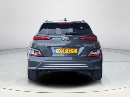 Hyundai Kona EV Fashion 64 kWh | SOH 96,4% | Apple Carplay/Android Auto | Climate control | Stoelverwarming | ... ActivLease financial lease