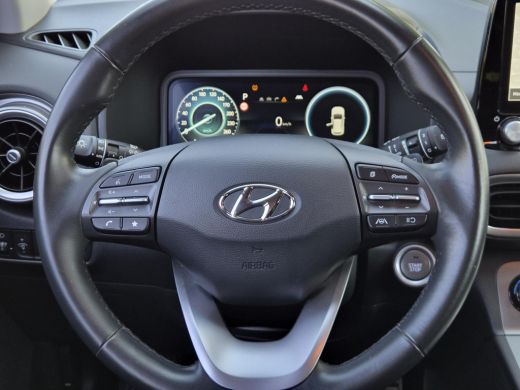 Hyundai Kona EV Fashion Design 64 kWh / SOH 100% / CCS snelladen / Stoelverwarming / Krell Audio Systeem / App... ActivLease financial lease