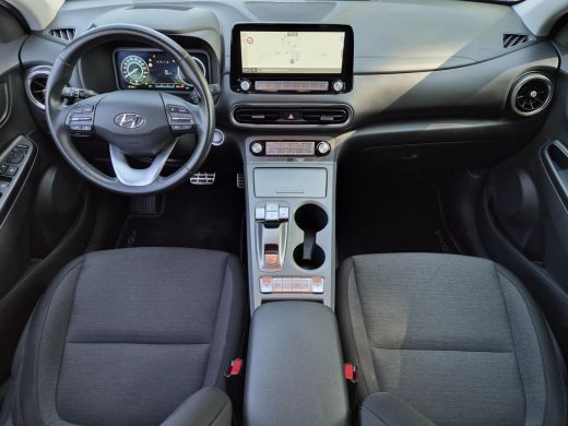Hyundai Kona EV Fashion Design 64 kWh / SOH 100% / CCS snelladen / Stoelverwarming / Krell Audio Systeem / App... ActivLease financial lease