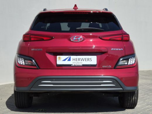 Hyundai Kona EV Fashion Design 64 kWh / SOH 100% / CCS snelladen / Stoelverwarming / Krell Audio Systeem / App... ActivLease financial lease