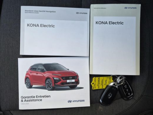 Hyundai Kona EV Fashion Design 64 kWh / SOH 100% / CCS snelladen / Stoelverwarming / Krell Audio Systeem / App... ActivLease financial lease