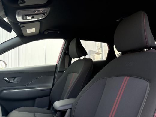 Hyundai Kona N Line Business 64.8 kWh / &euro;1000,- Voordeel / Uit Voorraad Leverbaar / Navigatie / Cruise Control... ActivLease financial lease