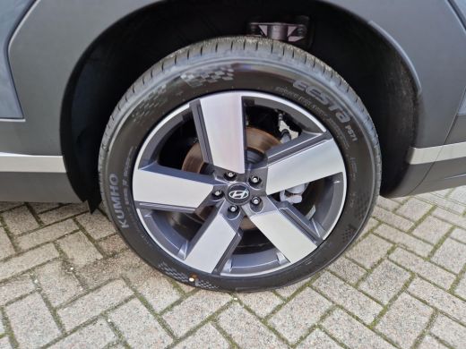 Hyundai Santa Fe 1.6 T-GDI HEV Premium Sky 7p | Rijklaarprijs | Uit voorraad leverbaar | ActivLease financial lease