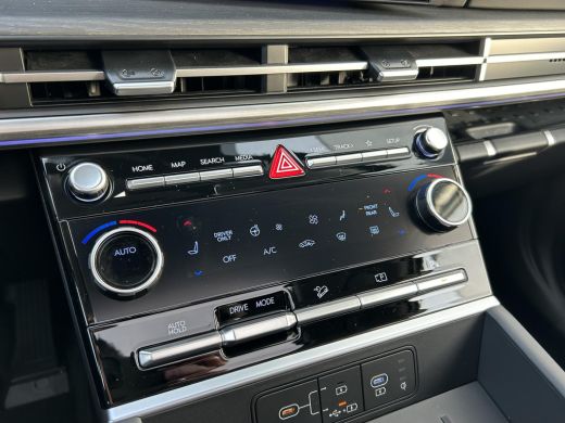 Hyundai Santa Fe 1.6 T-GDI PHEV Premium 4WD 7p. &euro;5000,- korting !! | 20-inch lichtmetalen velgen | Achteruitrijcam... ActivLease financial lease
