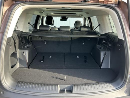 Hyundai Santa Fe 1.6 T-GDI PHEV Premium 4WD 7p. &euro;5000,- korting !! | 20-inch lichtmetalen velgen | Achteruitrijcam... ActivLease financial lease