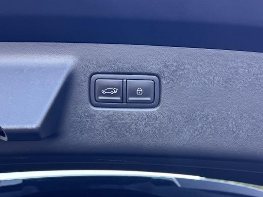 Hyundai Santa Fe 1.6 T-GDI PHEV Premium 4WD / Fabrieksgarantie tot 12-2029 / Dealer onderhouden / Afneembare Trekh... ActivLease financial lease