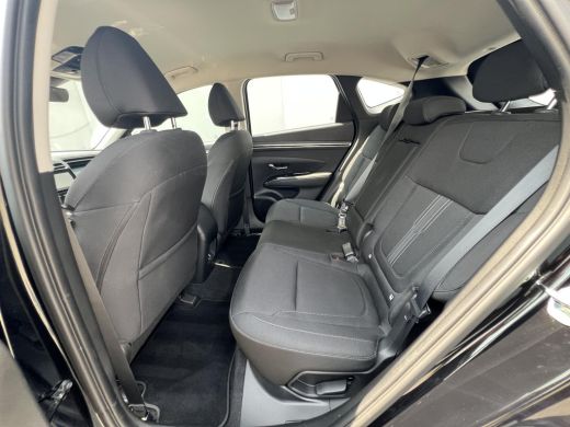Hyundai Tucson 1.6 T-GDI PHEV Comfort 4WD / Fabrieksgarantie tot 07-2027 / Accu SoH 100 % / 1.350 kg trekgewicht... ActivLease financial lease