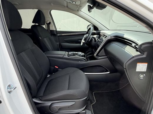 Hyundai Tucson 1.6 T-GDI PHEV Comfort Smart 4WD / Fabrieksgarantie tot 1-2028 / Volledig Onderhouden / Navigatie... ActivLease financial lease