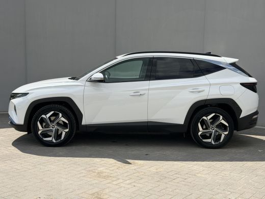Hyundai Tucson 1.6 T-GDI PHEV Comfort Smart 4WD / Fabrieksgarantie tot 1-2028 / Volledig Onderhouden / Navigatie... ActivLease financial lease