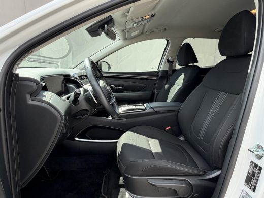 Hyundai Tucson 1.6 T-GDI PHEV Comfort Smart 4WD / Fabrieksgarantie tot 1-2028 / Volledig Onderhouden / Navigatie... ActivLease financial lease